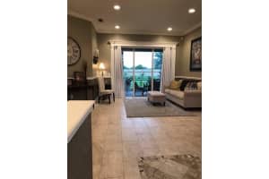 629 Hart Lake Dr, Winter Haven, FL 33884, Sold 08/14/17