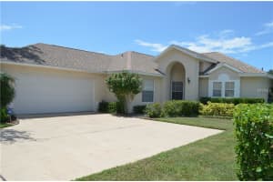 220 Kingshill Ct SE, Winter Haven, FL 33884, Sold 10/10/17