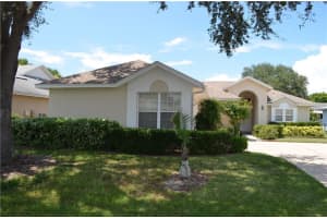 220 Kingshill Ct SE, Winter Haven, FL 33884, Sold 10/10/17