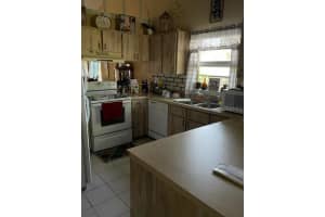 267 Lake Thomas Dr, Winter Haven, FL 33880, Sold 10/01/21