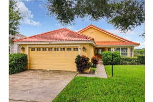 324 Niblick Cir, Winter Haven, FL 33881, Sold 10/28/21