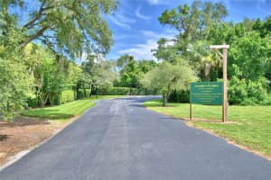 19 Canterbury Dr, Haines City, FL 33844, Sold 11/08/21