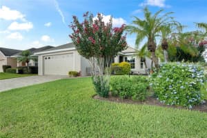 3800 Osprey Pointe Cir, Winter Haven, FL 33884, Sold 11/12/21