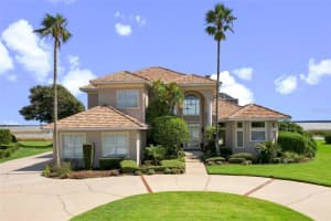 343 Hamilton Shores Dr NE, Winter Haven, FL 33881, Sold 11/17/21