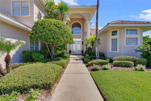 343 Hamilton Shores Dr NE, Winter Haven, FL 33881, Sold 11/17/21
