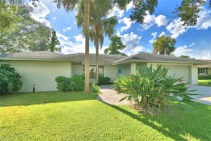 2135 Edgewater Cir SE, Winter Haven, FL 33880, Sold 01/18/22