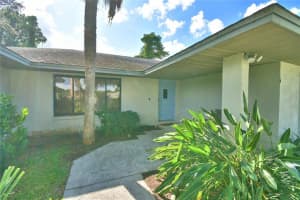 2135 Edgewater Cir SE, Winter Haven, FL 33880, Sold 01/18/22