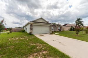 2370 Sunset Point Dr, Lake Wales, FL 33898, Sold 12/15/21