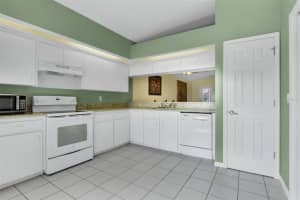 4307 Larrys Lagoon, Winter Haven, FL 33884, Sold 10/18/21