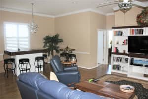 322 Niblick Cir, Winter Haven, FL 33881, Sold 12/03/21