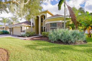 1872 Eloise Cove Dr, Winter Haven, FL 33884, Sold 02/22/22