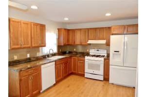 483 Lake Suzanne Dr, Lake Wales, FL 33859, Sold 12/28/21