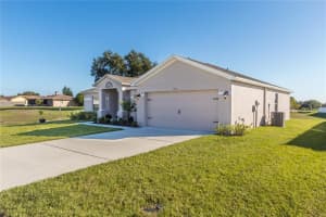 1711 Lime Dr, Winter Haven, FL 33881, Sold 02/22/22