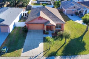 430 Benson St, Valrico, FL 33594, Sold 01/04/22