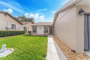 4008 Cypress Landing E, Winter Haven, FL 33884, Sold 02/14/22