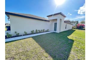 361 Kensington View Dr, Winter Haven, FL 33880, Sold 02/25/22
