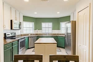 252 Tower View Dr W, Haines City, FL 33844, Sold 02/28/22