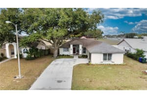 448 Vineyard Dr, Lakeland, FL 33809, Sold 02/28/22