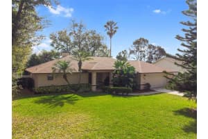 810 Carlton Ct, Winter Haven, FL 33884, Sold 06/28/22