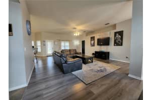 6817 Hunters Crossing Blvd, Lakeland, FL 33809, Sold 04/18/22