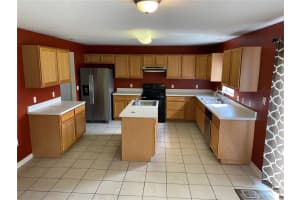 325 FISH HAWK DR, WINTER HAVEN, FL 33884 Sold 07/25/22