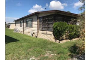 6051 Grand Oaks Dr SE, Winter Haven, FL 33884, Sold 04/28/22