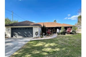 2204 Arrowhead Blvd, Lakeland, FL 33813, Sold 04/15/22