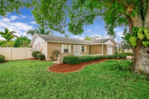 349 Holly Ridge Rd, Winter Haven, FL 33880, Sold 04/21/22