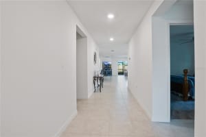 543 Highfin Dr, Winter Haven, FL 33881, Sold 06/27/22