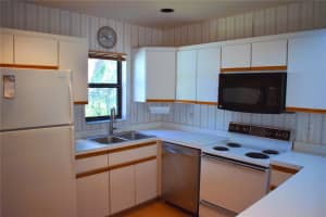 72 Aspen Dr, Haines City, FL 33844, Sold 04/29/22