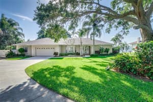 154 OLD NICHOLS CIR, AUBURNDALE, FL 33823 Sold 08/12/22