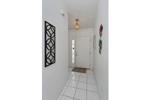 137 Paradise Woods Pl, Davenport, FL 33896, Sold 05/20/22