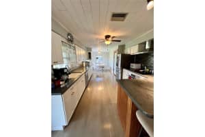 3 SUN AIR BLVD E, HAINES CITY, FL 33844 Sold 07/12/22