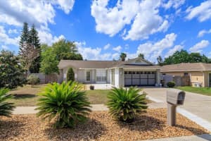 2243 Pink Grapefruit Trail, Clermont, FL 34714, Sold 05/02/22