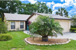 3949 Cypress Landing, Winter Haven, FL 33884, Sold 06/03/22