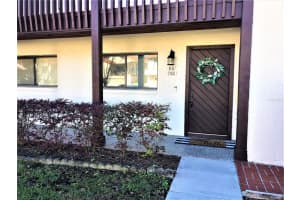 7102 Country Club Dr, Lake Wales, FL 33898, Sold 05/27/22