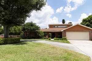 1122 CYPRESS POINT, WEST, WINTER HAVEN, FL 33884 Sold 10/10/22