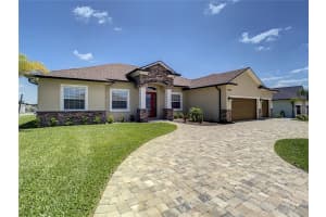 5808 GRACE LAKE DR, LAKELAND, FL 33812 Sold 08/26/22
