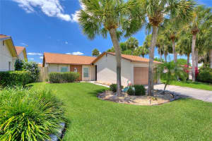 4049 Cypress Landing S, Winter Haven, FL 33884, Sold 06/30/22