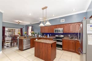1475 Falconwood Ct, Apopka, FL 32712, Sold 06/27/22