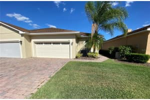 1218 Vienna Square Dr, Winter Haven, FL 33884, Sold 06/02/22
