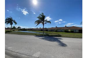 1218 Vienna Square Dr, Winter Haven, FL 33884, Sold 06/02/22