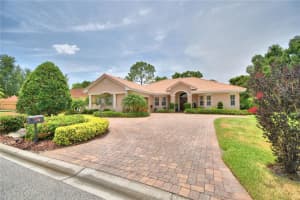 124 LAKE REGION CIR, WINTER HAVEN, FL 33881 Sold 07/12/22