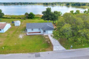 225 LAKE THOMAS DR, WINTER HAVEN, FL 33880 Sold 08/17/22