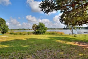 225 LAKE THOMAS DR, WINTER HAVEN, FL 33880 Sold 08/17/22