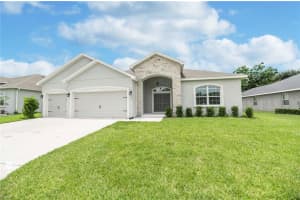 110 Eloise Oaks Dr, Winter Haven, FL 33884, Sold 06/24/22