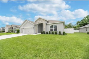110 Eloise Oaks Dr, Winter Haven, FL 33884, Sold 06/24/22