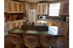 2082 THELMA DR, LAKE ALFRED, FL 33850 Sold 08/29/22