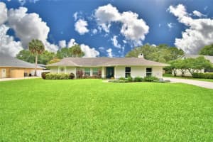 405 HORSESHOE LN, WINTER HAVEN, FL 33881 Sold 07/11/22