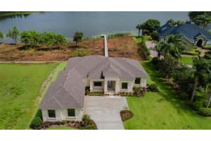 7372 BENT GRASS DR, WINTER HAVEN, FL 33884 Sold 11/14/22